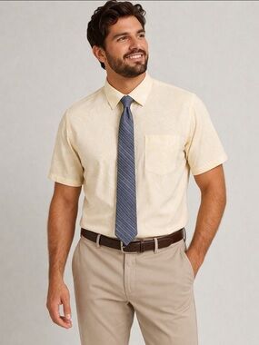 NWT Van Heusen Short Sleeve Button Down Shirt + Tie Set Yellow XL 17–17.5